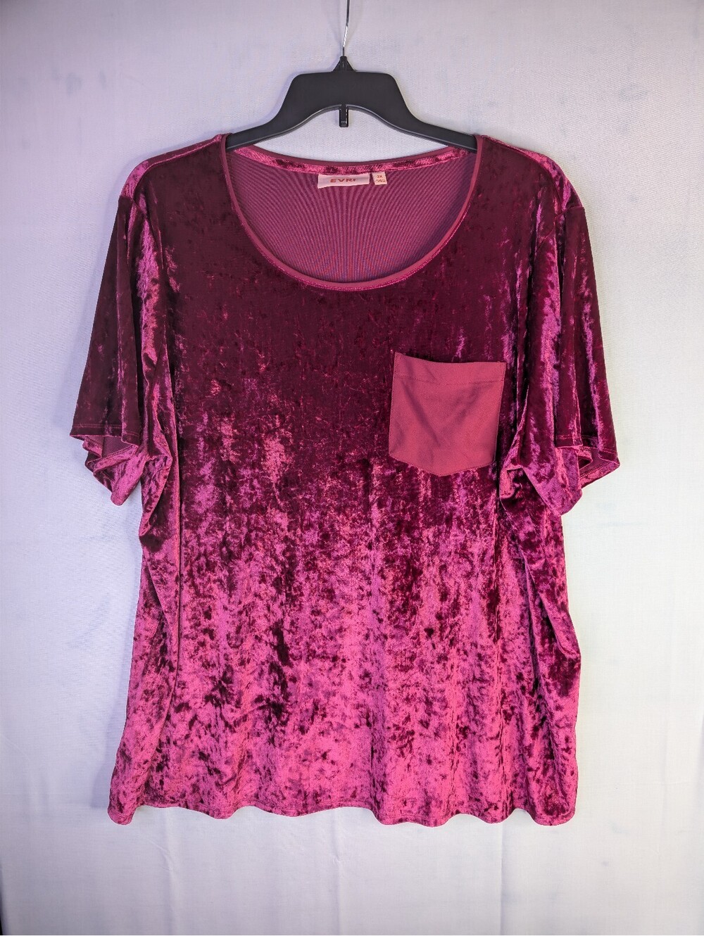 EVRI Women's Plus Size 3X Velvet Short Sleeve Top with Pocket